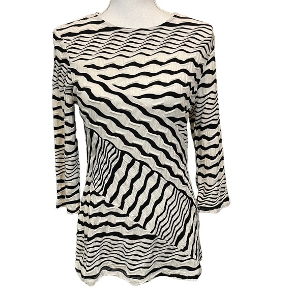 Investments Tops - Investments Petites ¾ Sleeve Tunic Top. Size PS